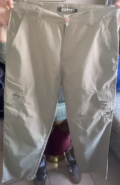 Pantalones cargo Billabong nuevos - miniatura 1