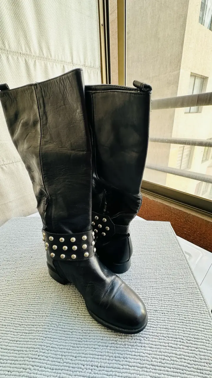 Botas de cuero negras con tachas - 3