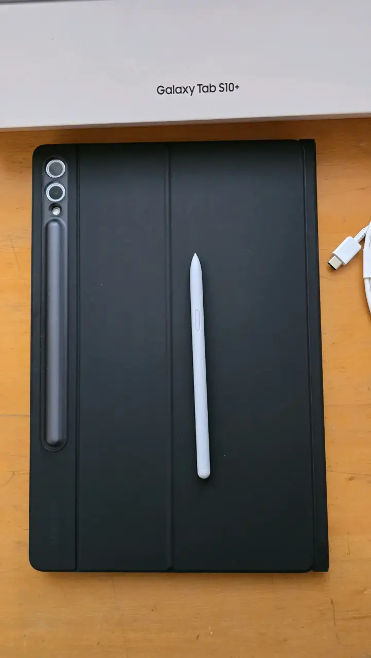 Tablet Samsung Galaxy Tab S10+ con teclado - 6
