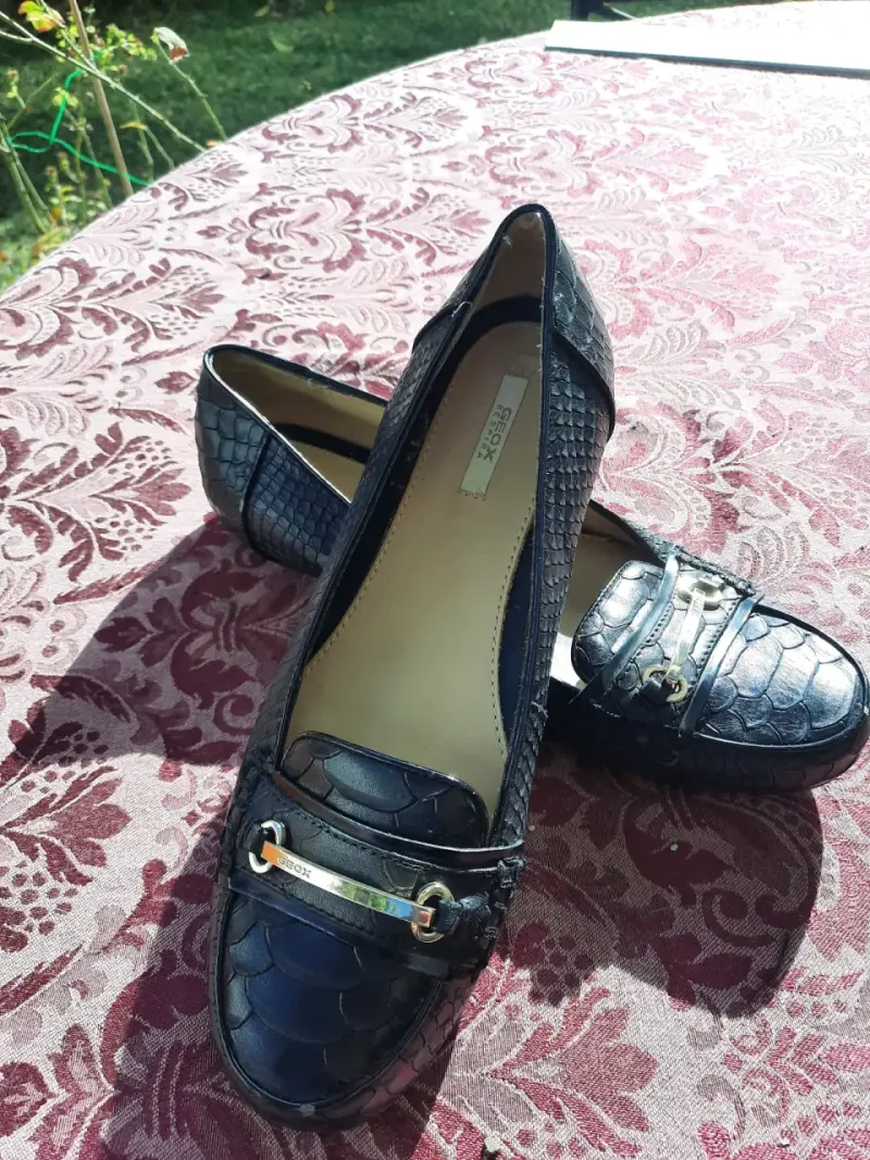 Zapatos planos dorados con hebilla valerinas - 3