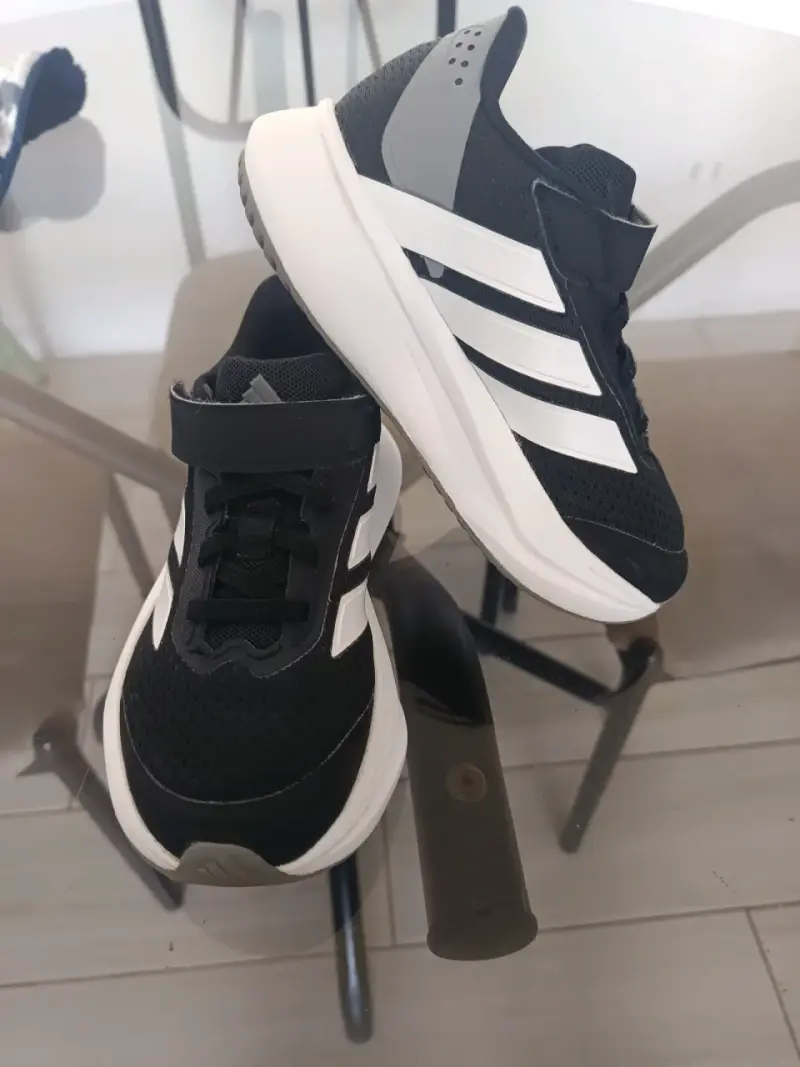 Zapatillas deportivas negras para niños Adidas - 2