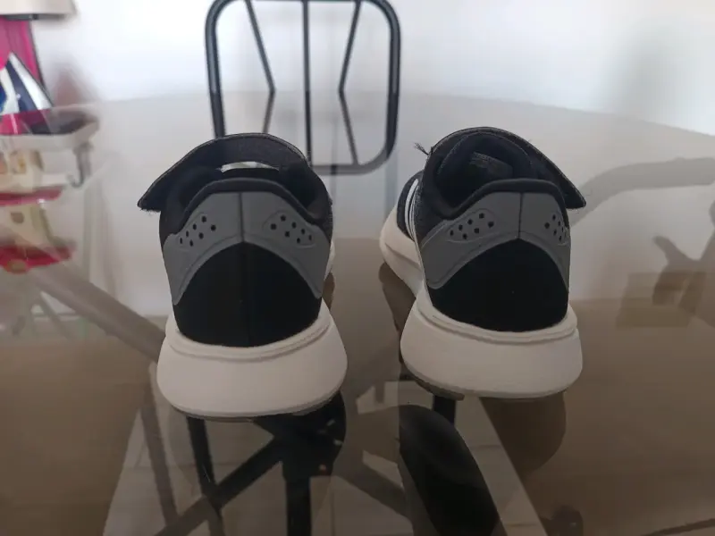 Zapatillas deportivas negras para niños Adidas - 3
