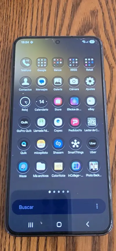 Samsung Galaxy S22 en buen estado - miniatura 2
