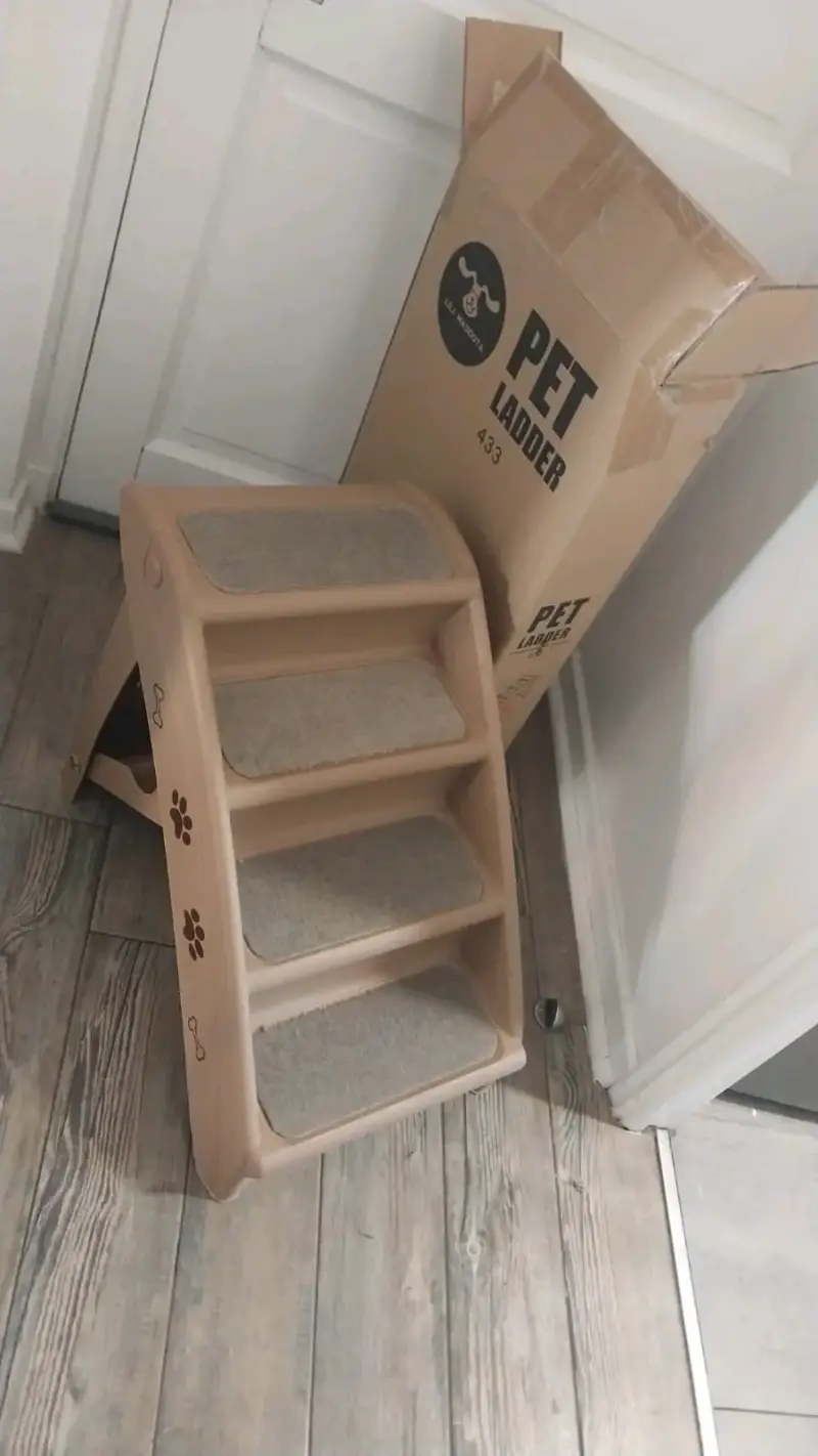Escalera para mascotas con alfombra antideslizante - 2