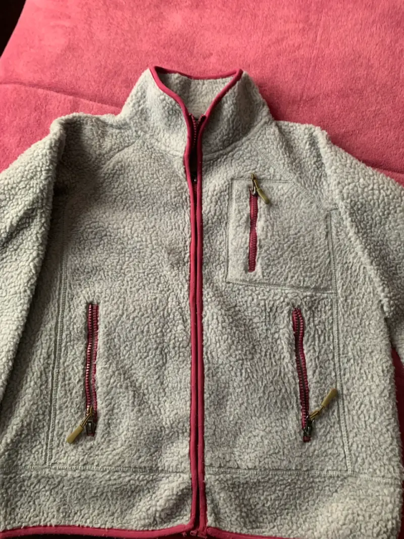 Chaqueta polar Byboulevard gris con rosado - 2