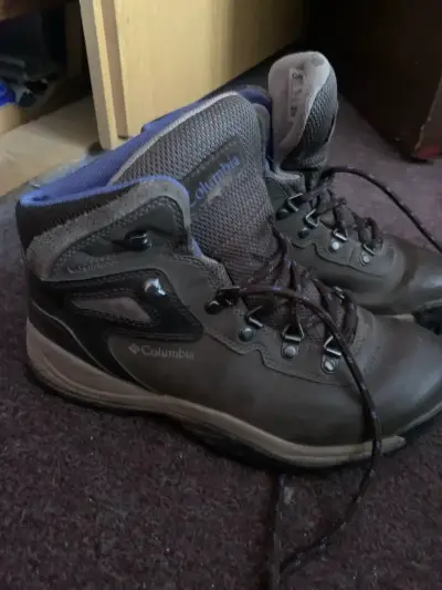 Botas de montaña Columbia marrones - miniatura 1