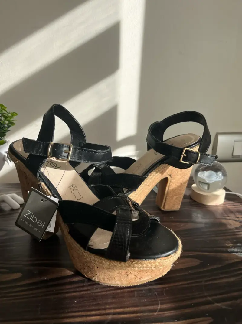 Sandalias de plataforma negras Zibel - 2