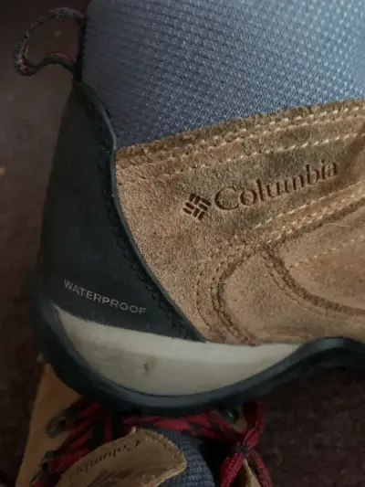 Botas de montaña Columbia marrón y rojo - miniatura 3