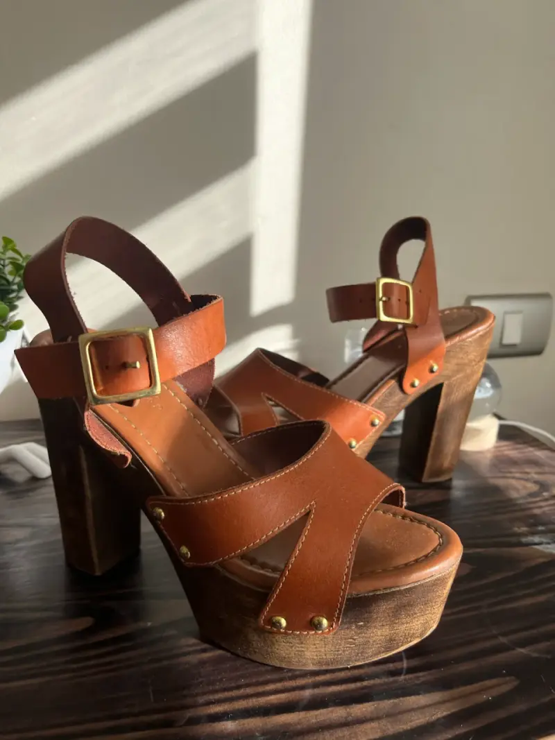Sandalias de tacón alto marrón cuero - 3