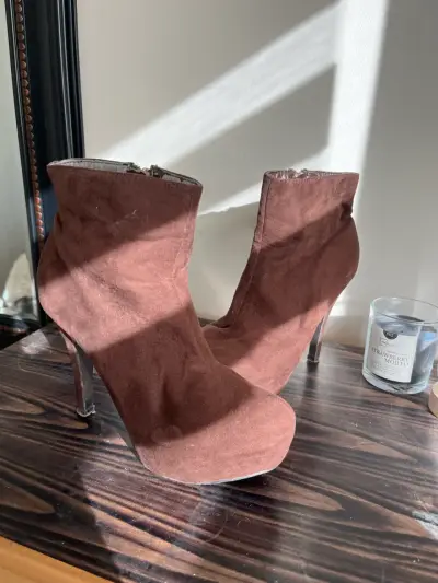 Botines de tacón alto marrones de gamuza - miniatura 2