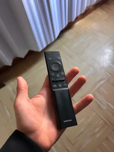 Televisor Samsung LED 50 pulgadas - miniatura 3