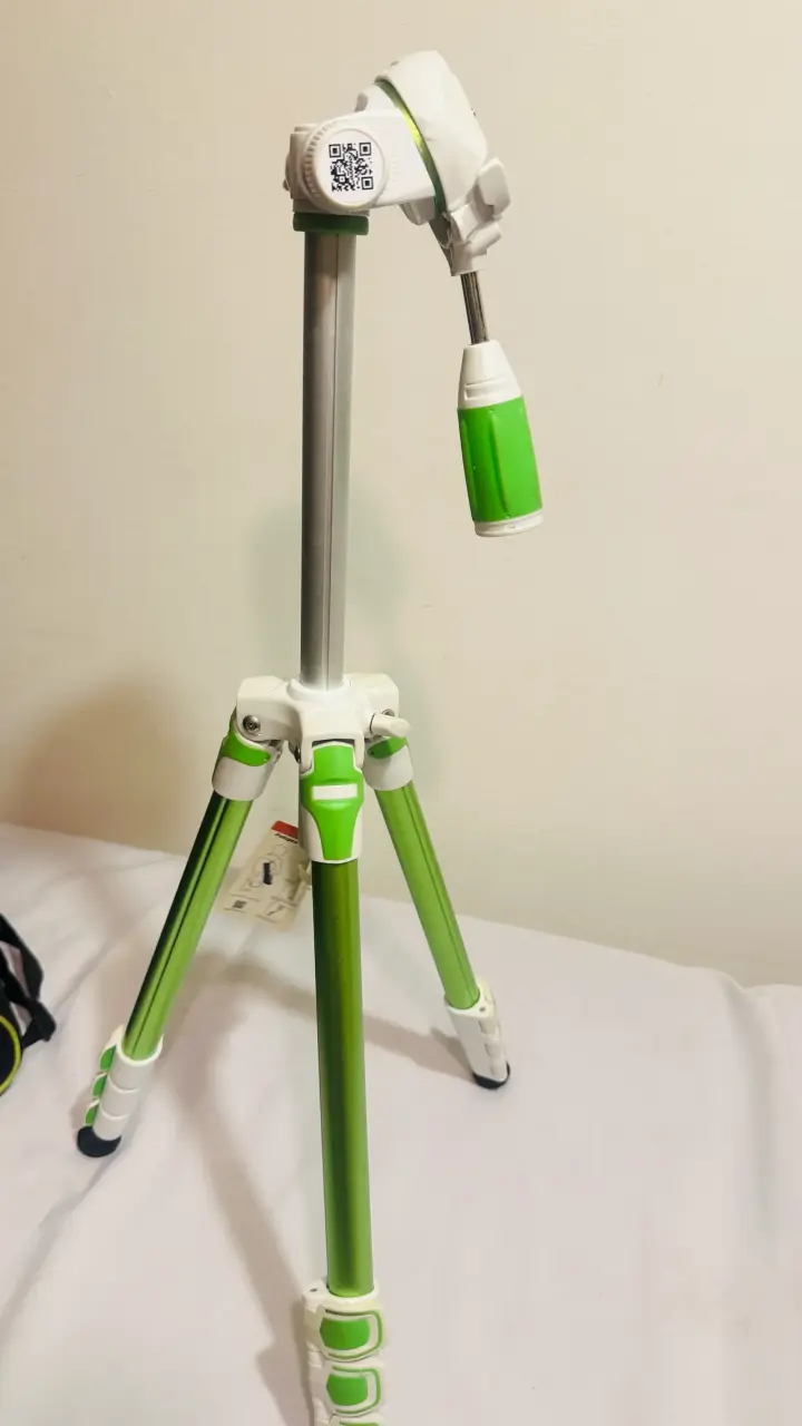 Trípode ajustable para cámara - 2