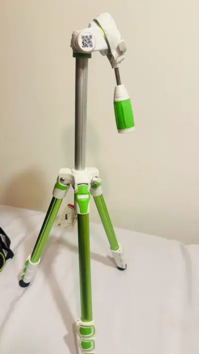 Trípode ajustable para cámara - miniatura 2