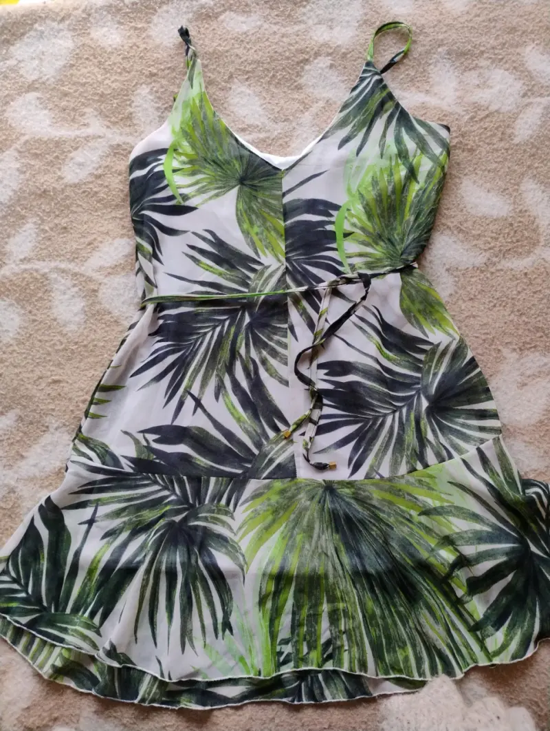 Vestido veraniego con estampado de hojas - 2