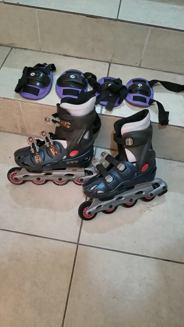 Patines en línea con protecciones - 1