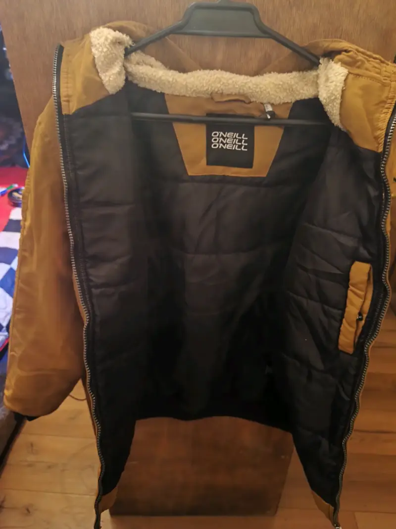 Chaqueta de invierno con capucha - 4