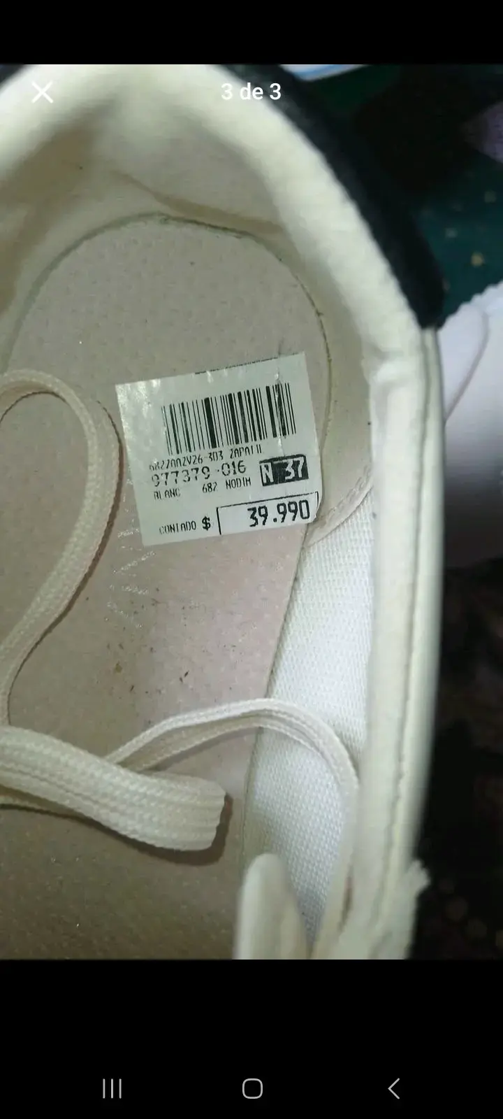 Zapatillas deportivas blancas con detalle negro - 3