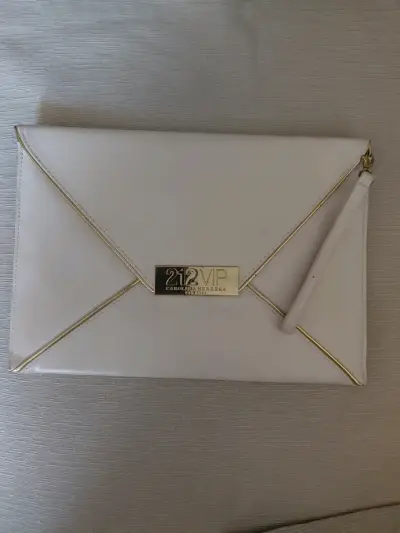 Clutch blanco Carolina Herrera 212 VIP - miniatura 1
