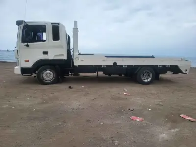 Camión Hyundai HD en buen estado - miniatura 4