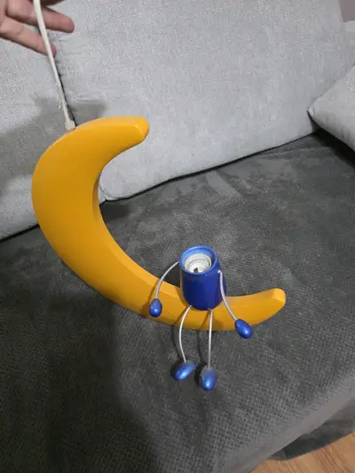 Lámpara infantil en forma de luna - miniatura 1