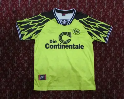 Camiseta retro Borussia Dortmund - miniatura 1
