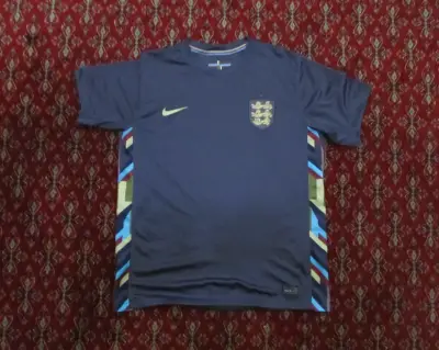 Polera Inglaterra - miniatura 1