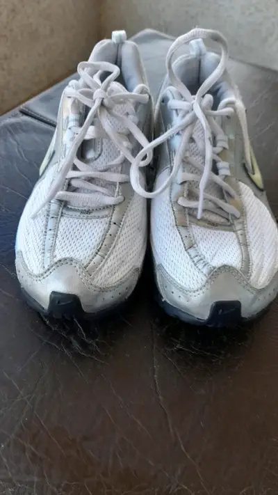 Zapatillas deportivas Nike blancas - miniatura 1
