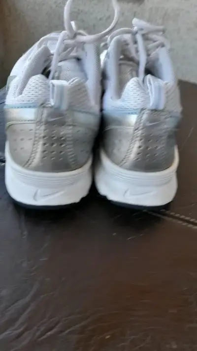 Zapatillas deportivas Nike blancas - miniatura 5