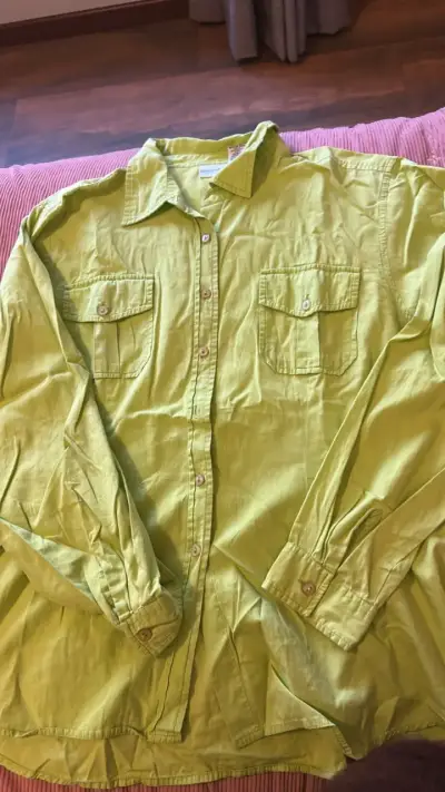 Camisa verde lima de algodón para hombre - miniatura 1