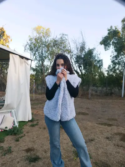 Chaleco tejido a mano multicolor para mujer - miniatura 2