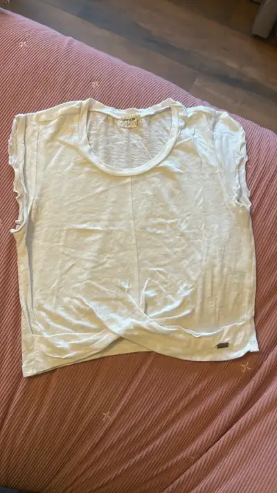 Polera blanca Umbrale - miniatura 1
