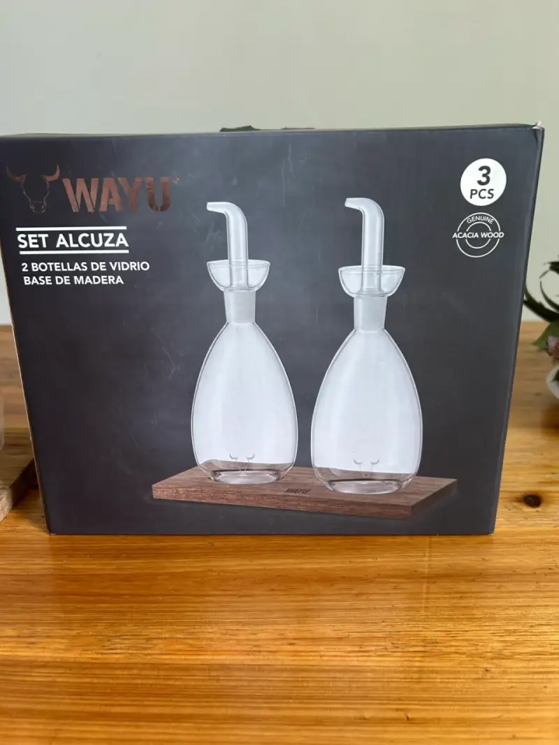 Set alcuzas de vidrio con base de madera - 2