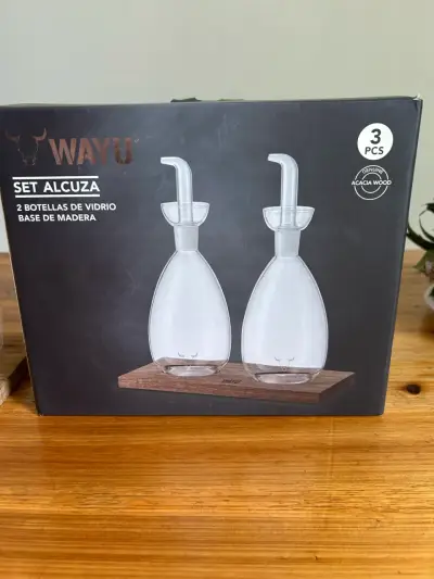 Set alcuzas de vidrio con base de madera - miniatura 2