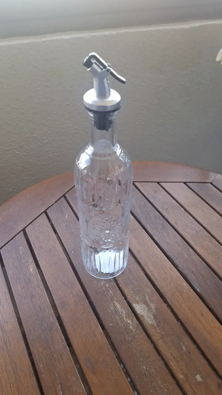 Botella de vidrio con dispensador - 2