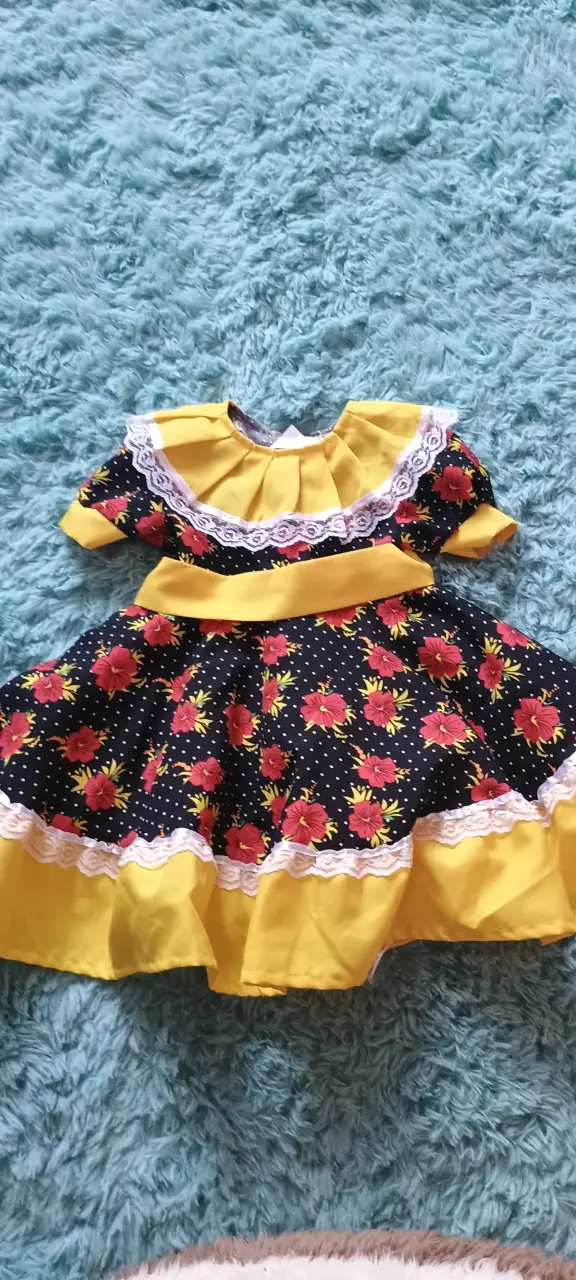 Vestido infantil de cueca floral con encaje - 3