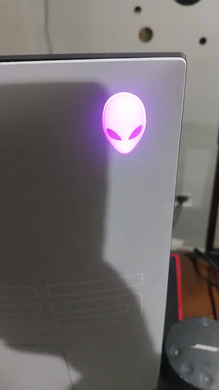 Monitor alienware 25" - 3