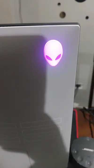 Monitor alienware 25" - miniatura 3
