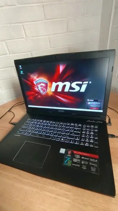 Notebook MSI Gaming Series i7 - miniatura 1