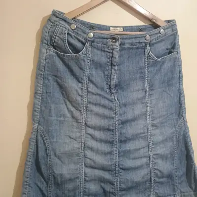 Falda de mezclilla azul talla 40 - miniatura 3