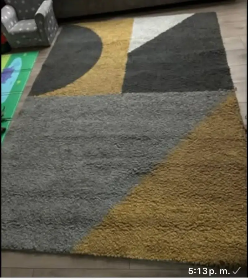 Alfombra moderna con diseño geométrico - 3
