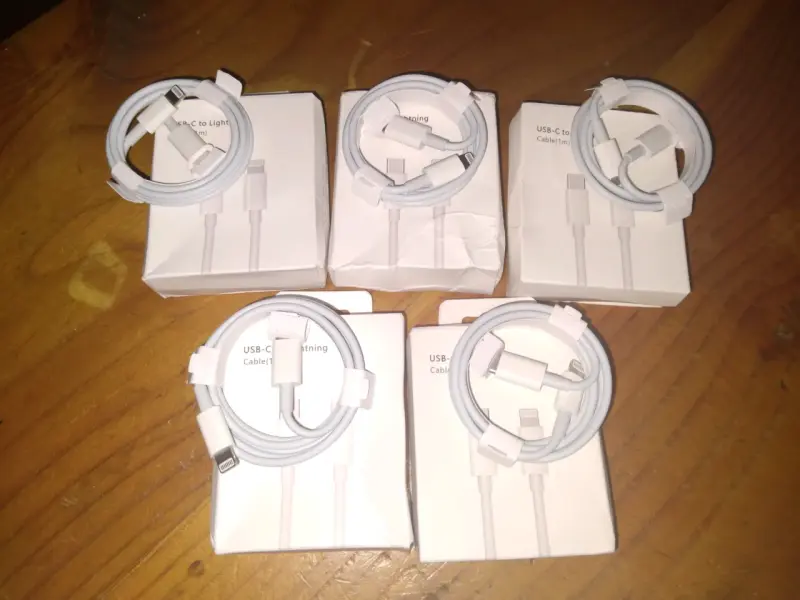 Cables C a Lightning 1m nuevos!! - 1
