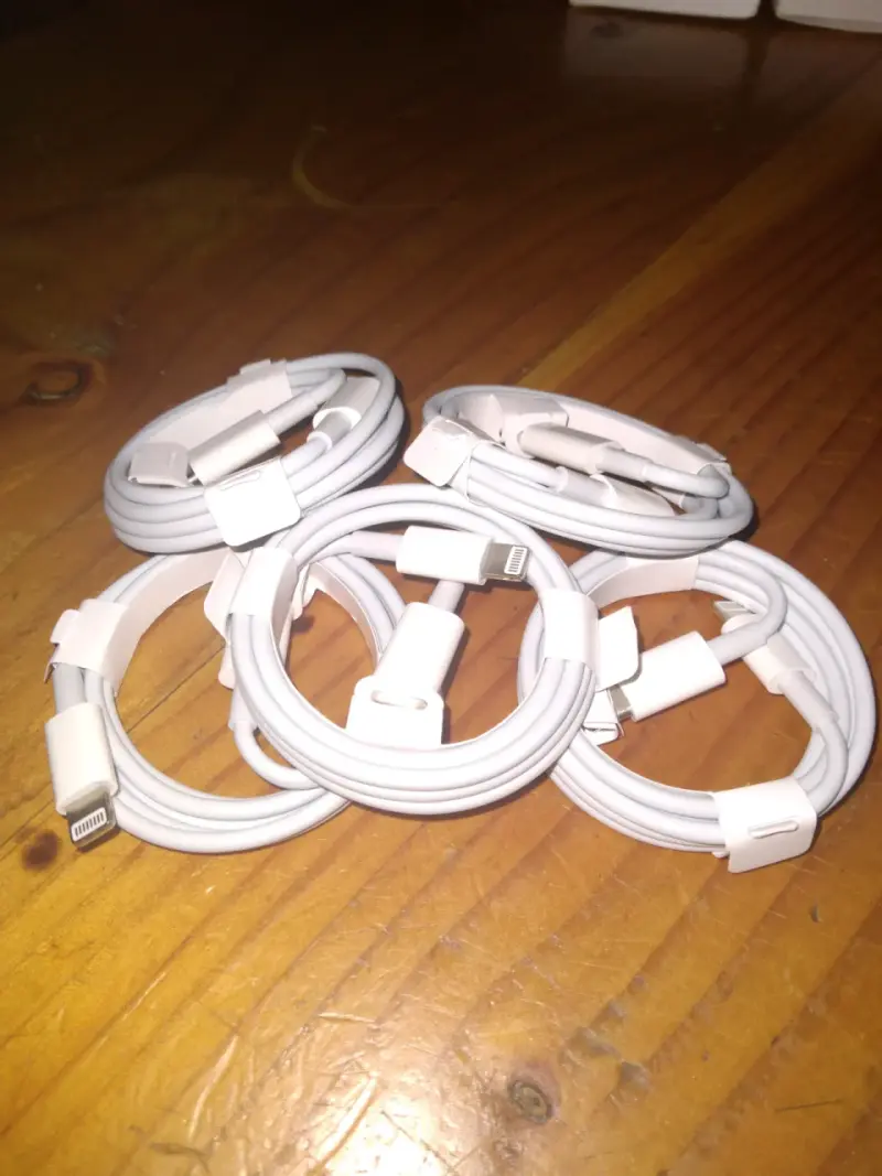 Cables C a Lightning 1m nuevos!! - 2