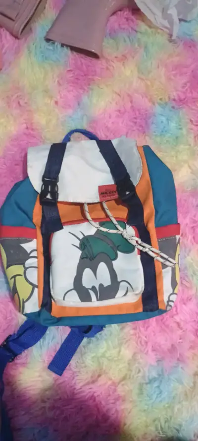 Mochila infantil Mickey Mouse colorida - miniatura 1
