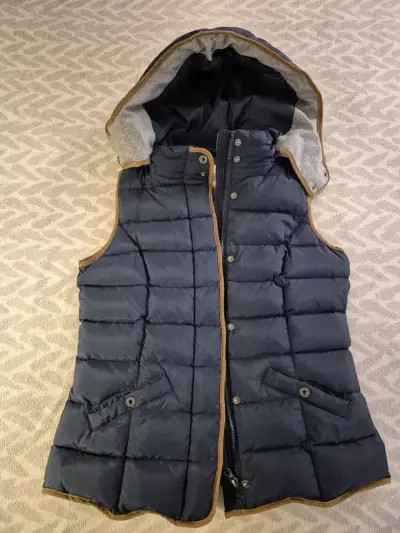 Parka sin mangas acolchada con capucha azul - miniatura 1