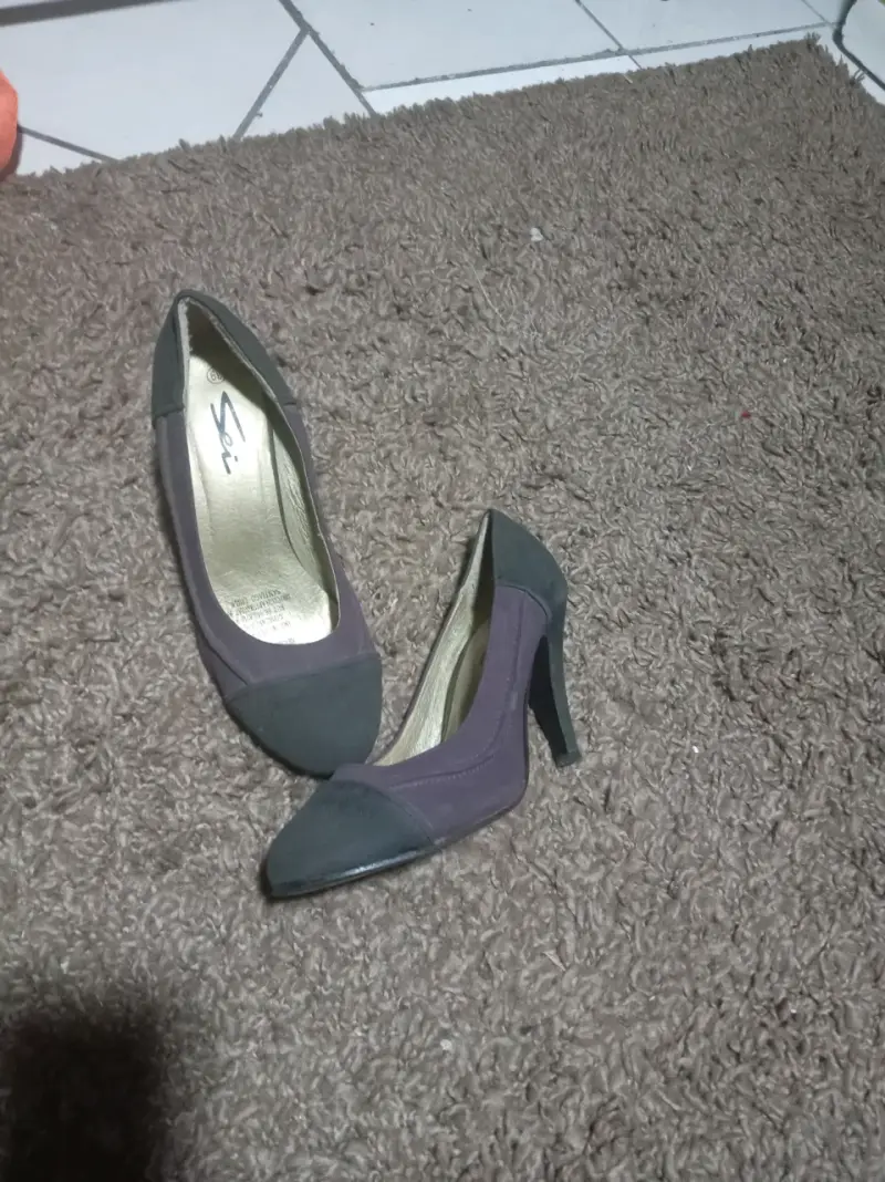 Zapatos de tacón Clarks y Sei en buen estado - 3