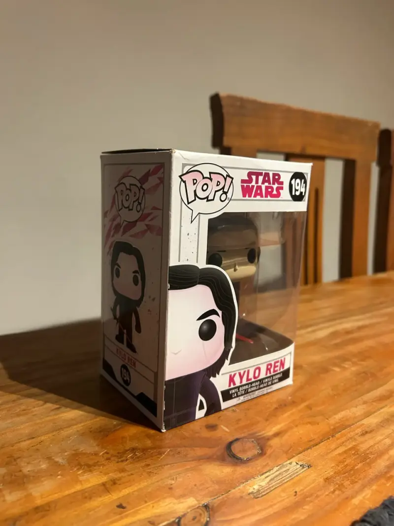 Funko Pop Kylo Ren Star Wars - 2