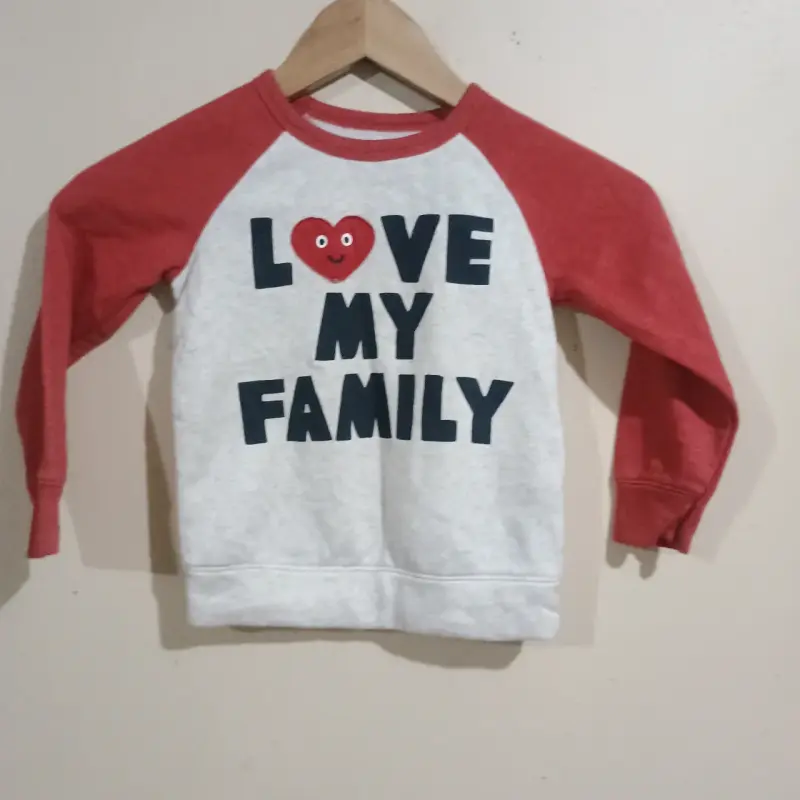Polerón infantil con mensaje 'Love My Family' - 1