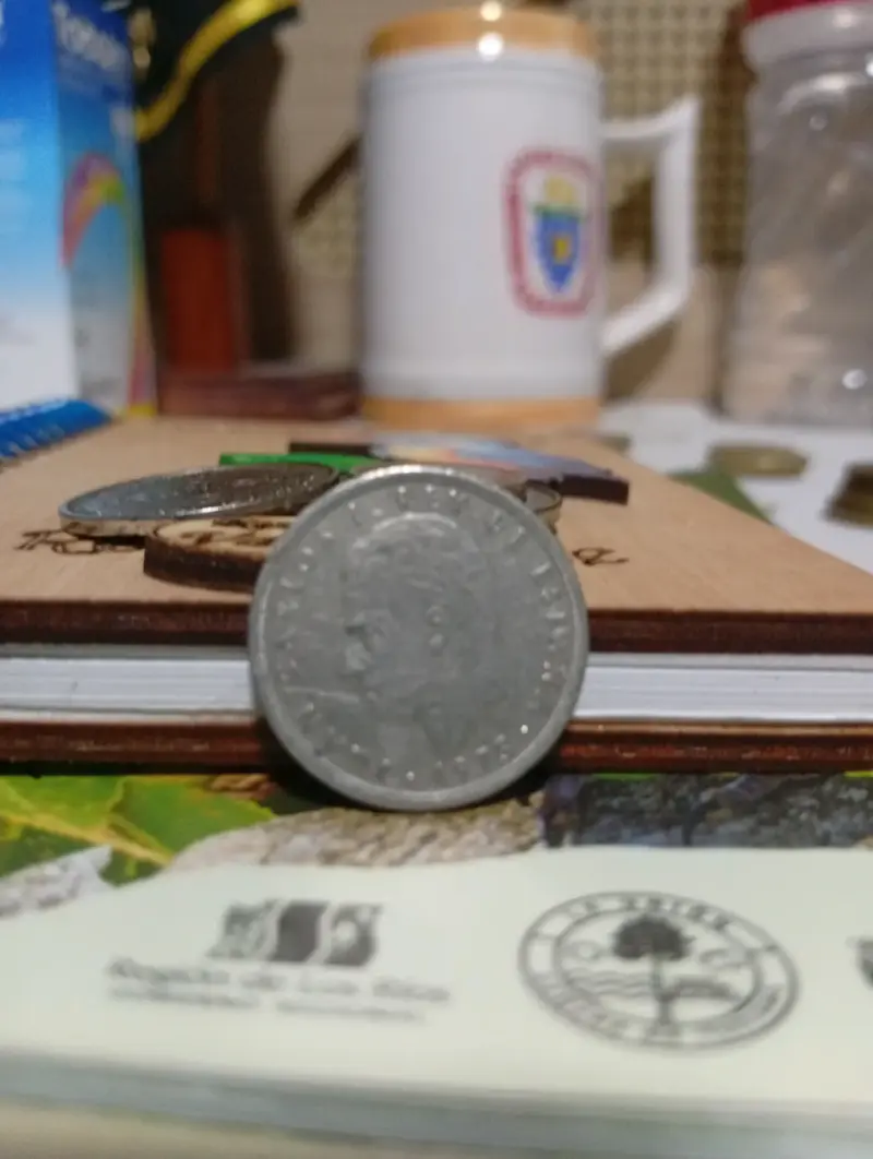 Moneda antigua de colección - 1