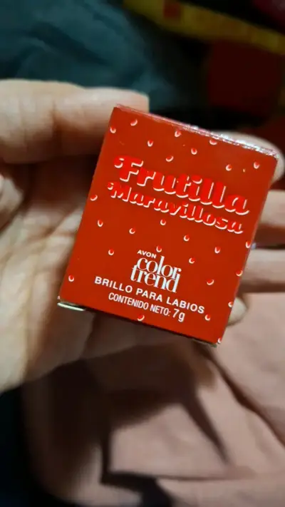 Brillo labial Avon Color Trend frutilla - miniatura 1