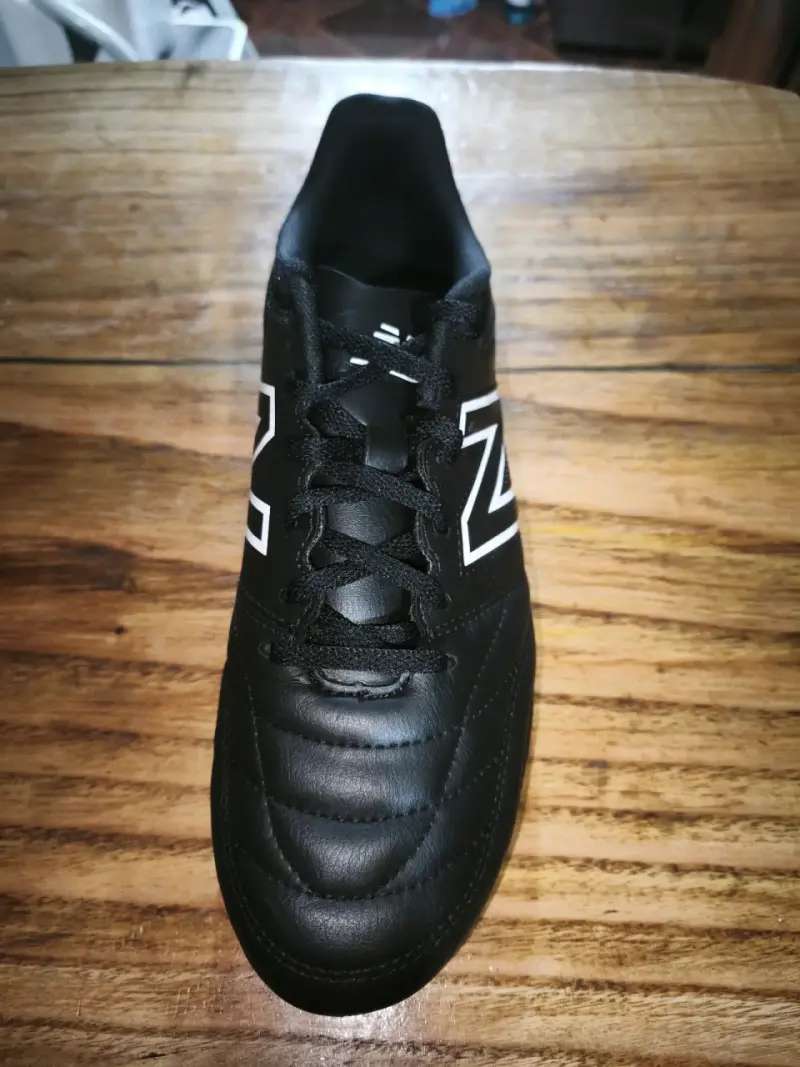 Chuteadores New Balance negros talla 42 - 5